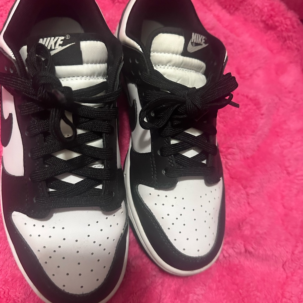 Nike Classic Black and White Athletic Shoes